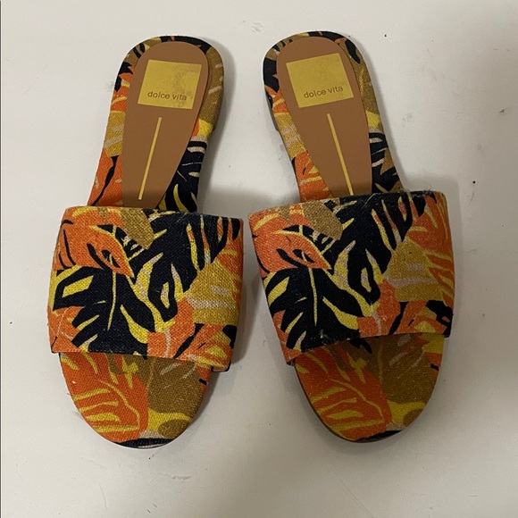 Dolce Vita Orange and Black Leaf Sandals - Picture 2 of 3